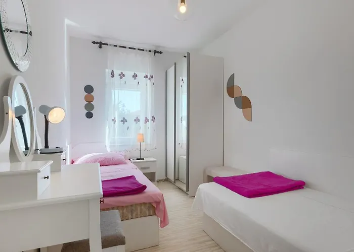 Villa Casa Roza By Guide *