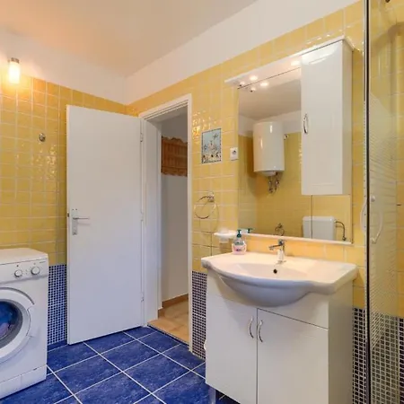 Casa Roza By Guide Pomer