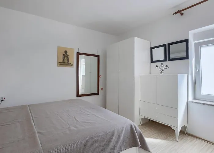 Villa Casa Roza By Guide Pomer