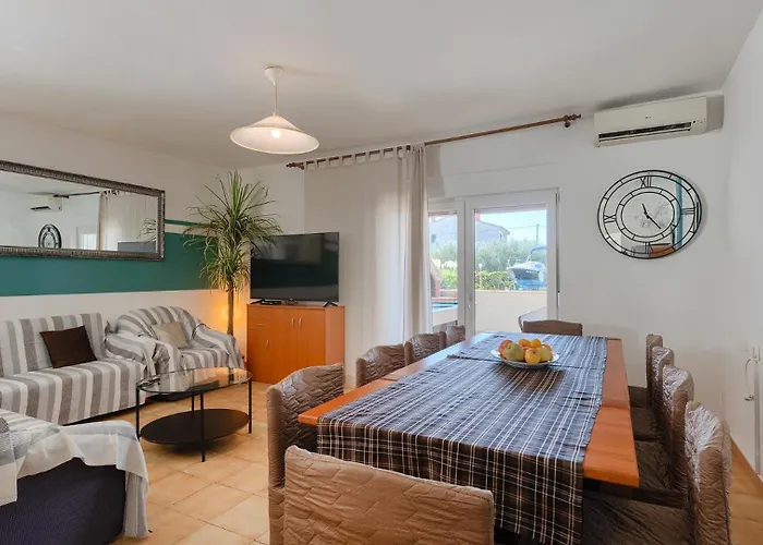 别墅 Casa Roza By Guide 波梅尔